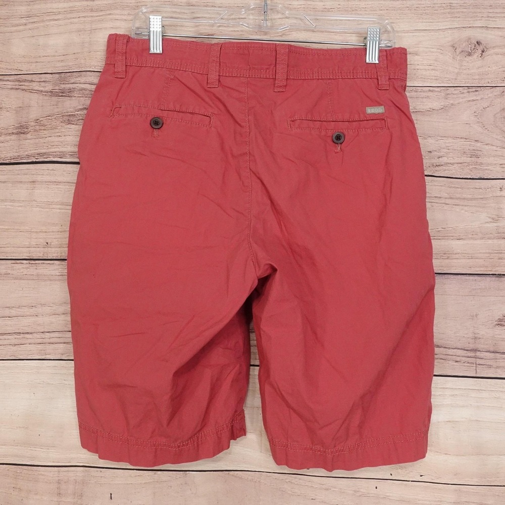 IZOD Saltwater Shorts Mens 32 Red Chino Cotton Canvas 10 Inseam Casual Summer - Picture 3 of 8